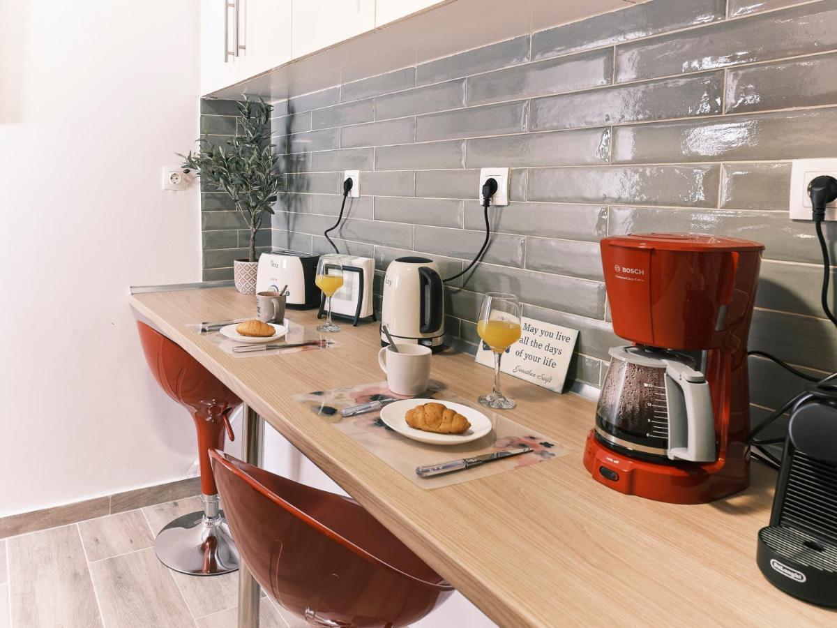 "Under The Olive Tree"- Beautiful Apartment In The Heart Of Ateny Zewnętrze zdjęcie